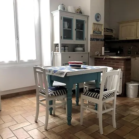 Casa Urbica, 5min Dal Porto 아파트